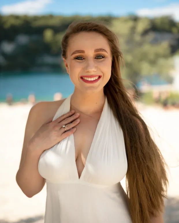 Outdoor female portrait session — Wieliczka, Kraków