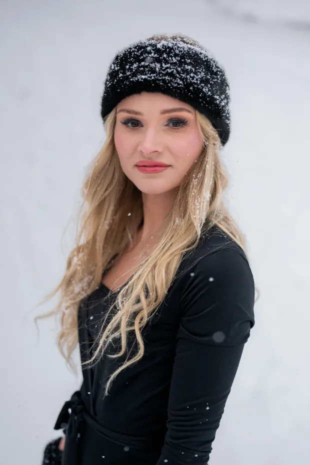 Outdoor female portrait session — Wieliczka, Kraków
